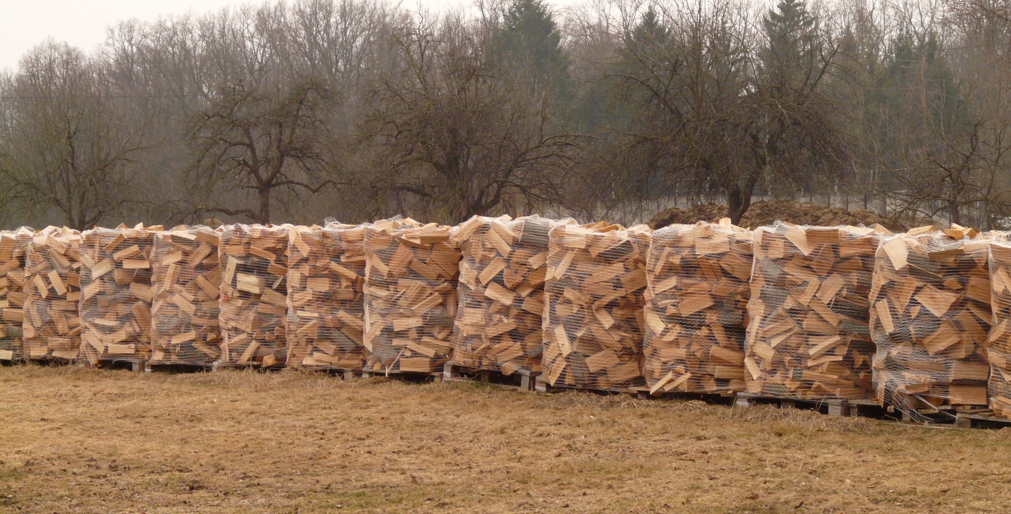 Bagged firewood stacks